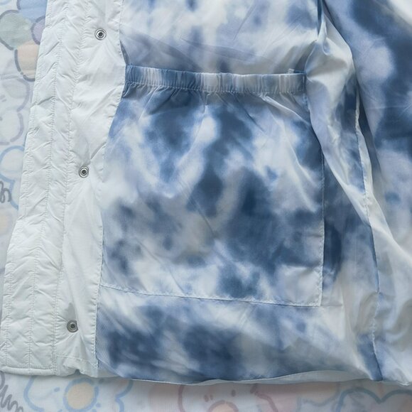 White Canada Goose Down Vest - Picture 9 of 10